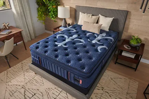 stearns-and-foster-lux-estate-pillowtop